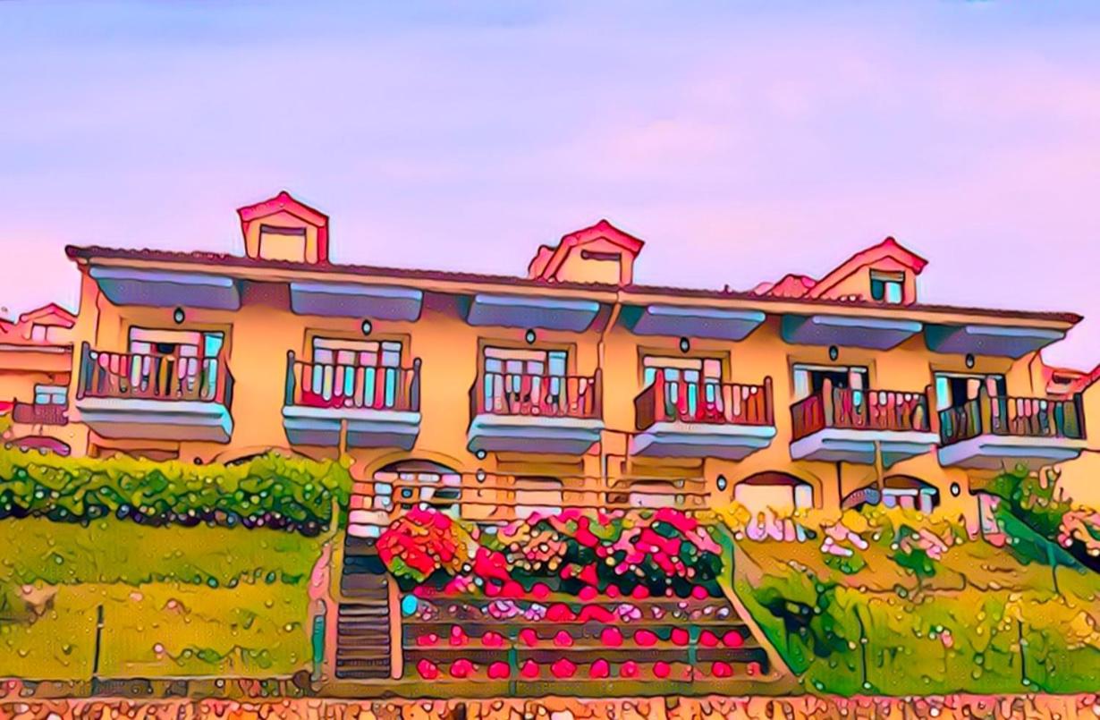 Casa De Las Flores - Apartamento Con Jardin Privado Frente A La Playa De Comillas Eksteriør billede
