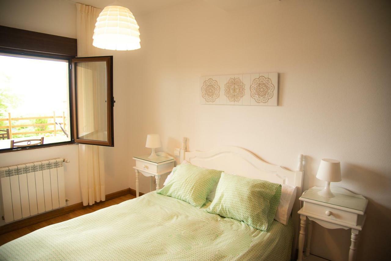 Casa De Las Flores - Apartamento Con Jardin Privado Frente A La Playa De Comillas Eksteriør billede