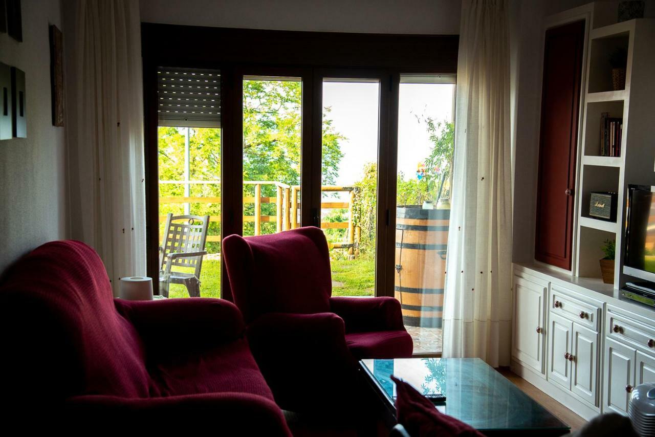 Casa De Las Flores - Apartamento Con Jardin Privado Frente A La Playa De Comillas Eksteriør billede