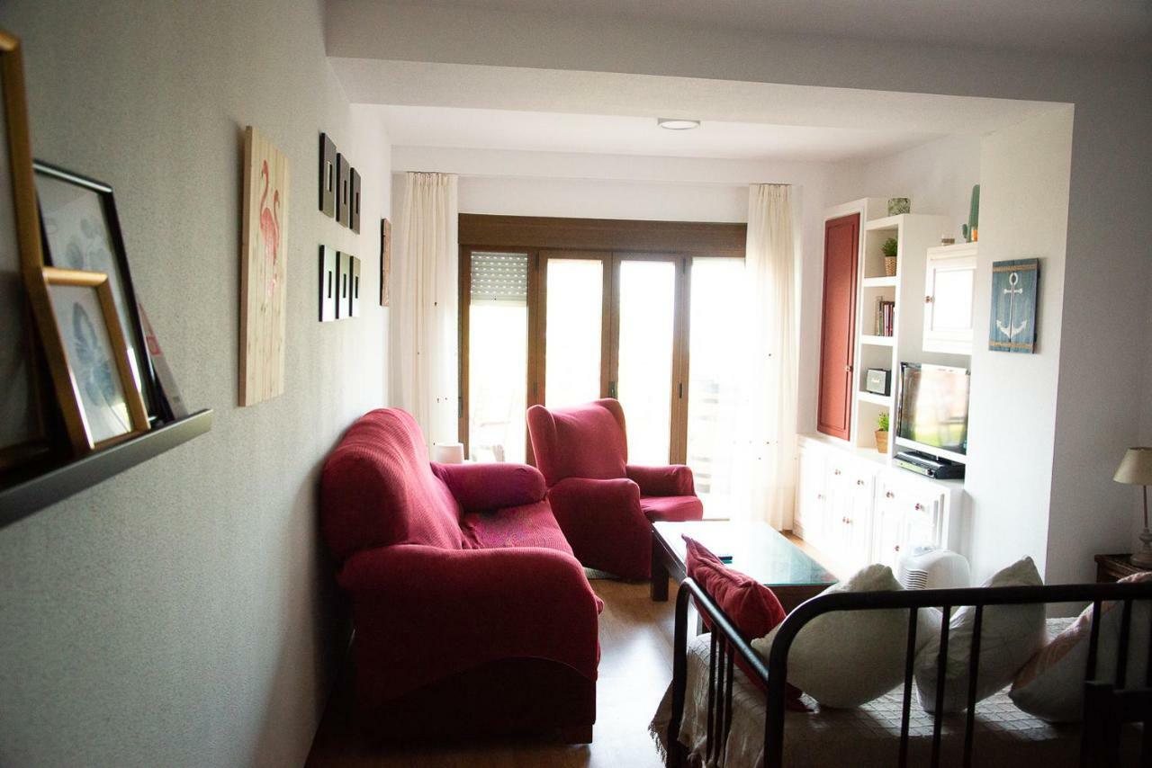 Casa De Las Flores - Apartamento Con Jardin Privado Frente A La Playa De Comillas Eksteriør billede