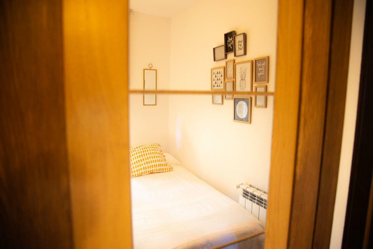 Casa De Las Flores - Apartamento Con Jardin Privado Frente A La Playa De Comillas Eksteriør billede